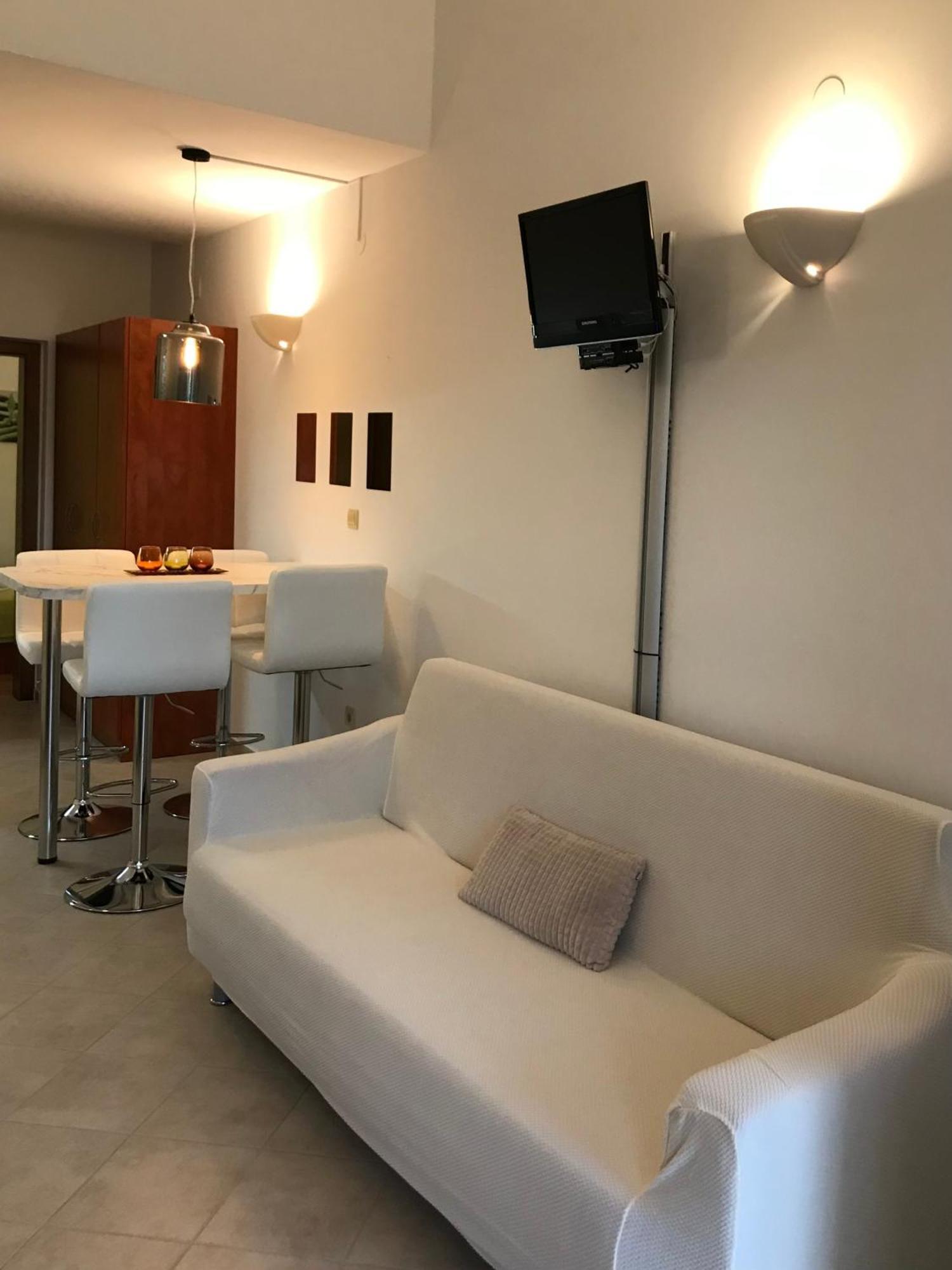 Apartmani Samec Novalja Eksteriør bilde