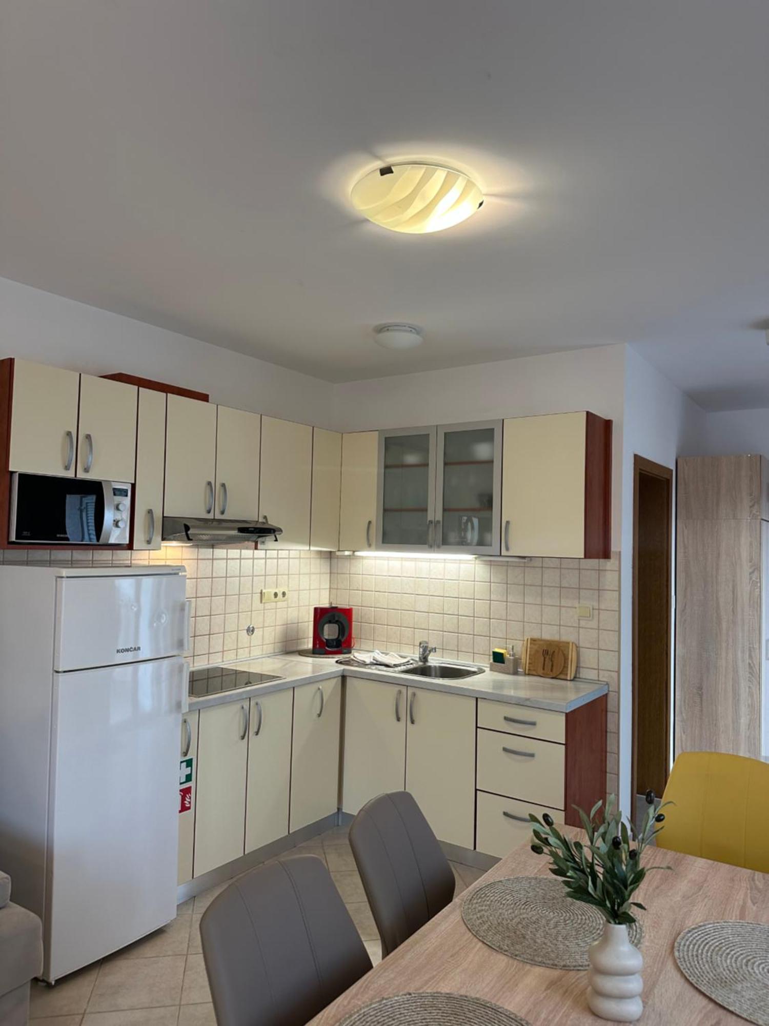 Apartmani Samec Novalja Eksteriør bilde